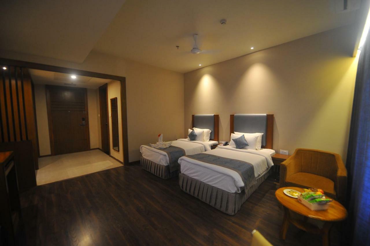 Pipul Padmaja Premium Hotel Bhubaneswar Dış mekan fotoğraf